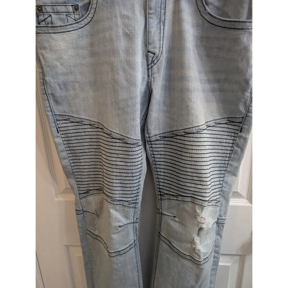True Religion Men's Light Wash Moto Jeans Distressed Designer‎ Denim - Size 40